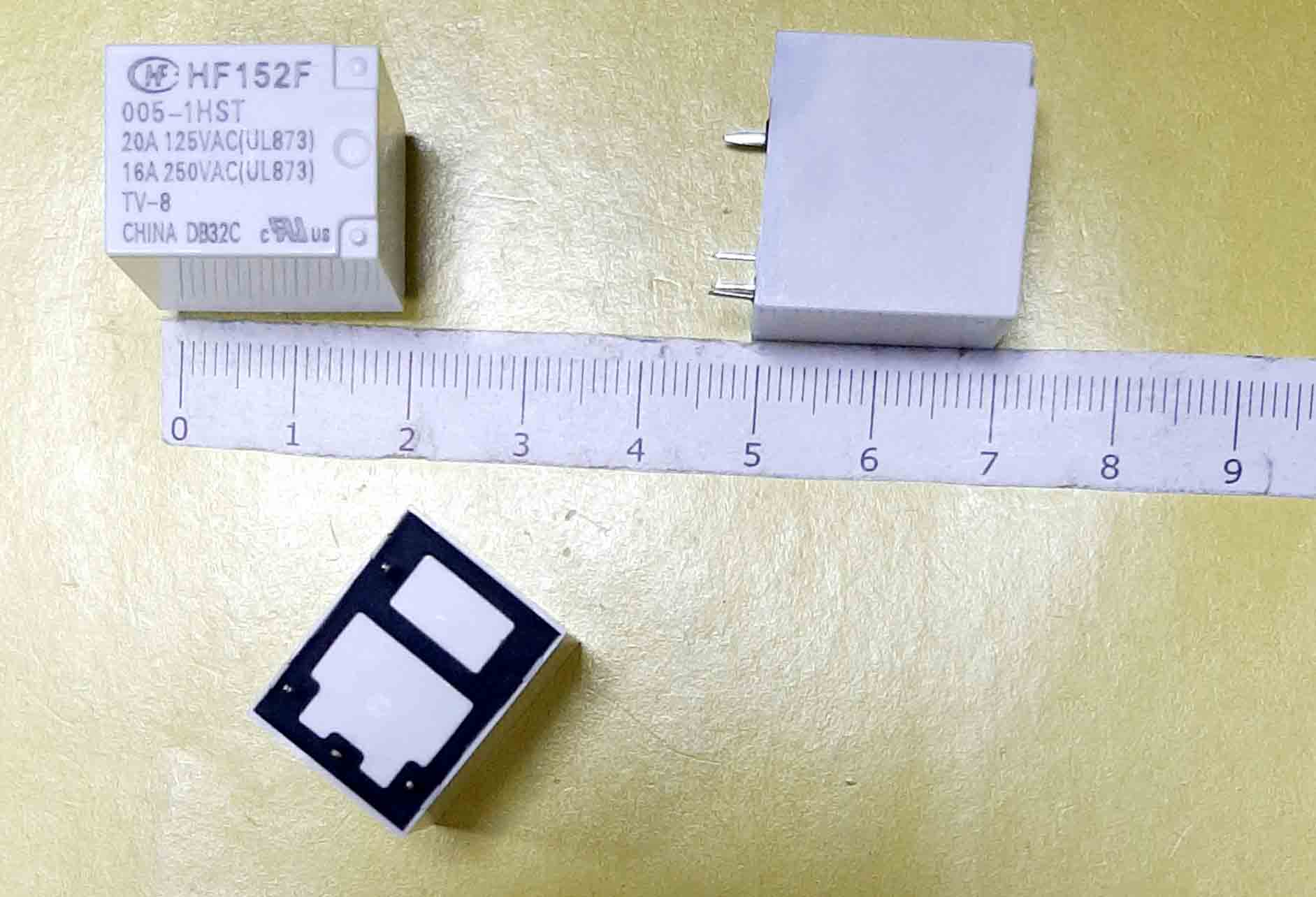 Реле HF152F- 005-1HST 20A 125VAC 16A 250VAC
